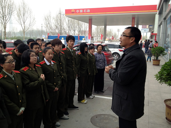 我院师生到长城汽车4s店进行实践教学活动