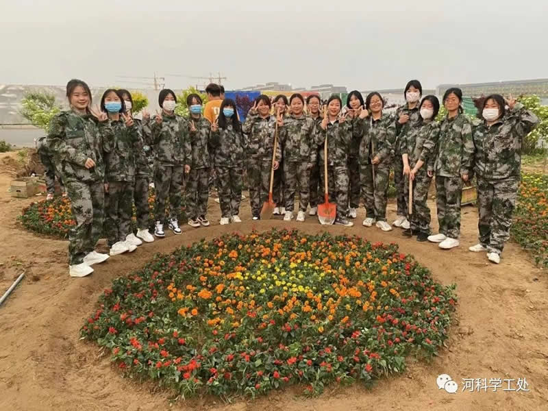 太阳集团tcy8722学管干部全面开展绿化校园劳动教育实践活动