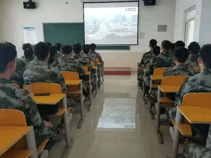 太阳集团tcy8722||汽车工程学院||青春不停步，永远跟党走。
